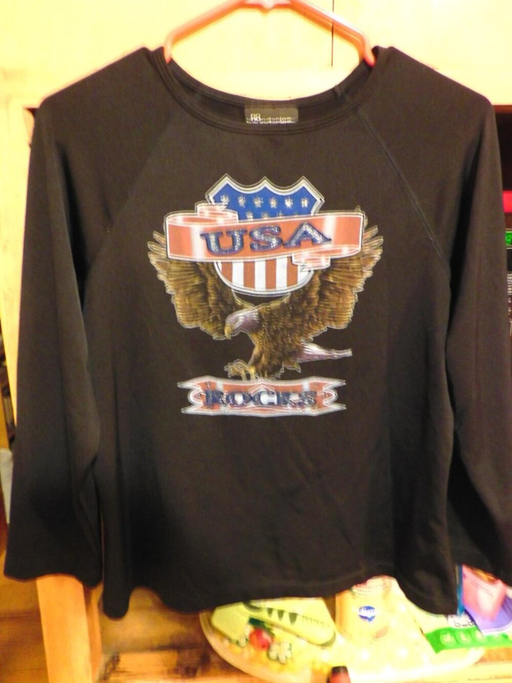 NEW - 3/4 SLEEVE TOP - LARGE, JUNIOR GIRLS